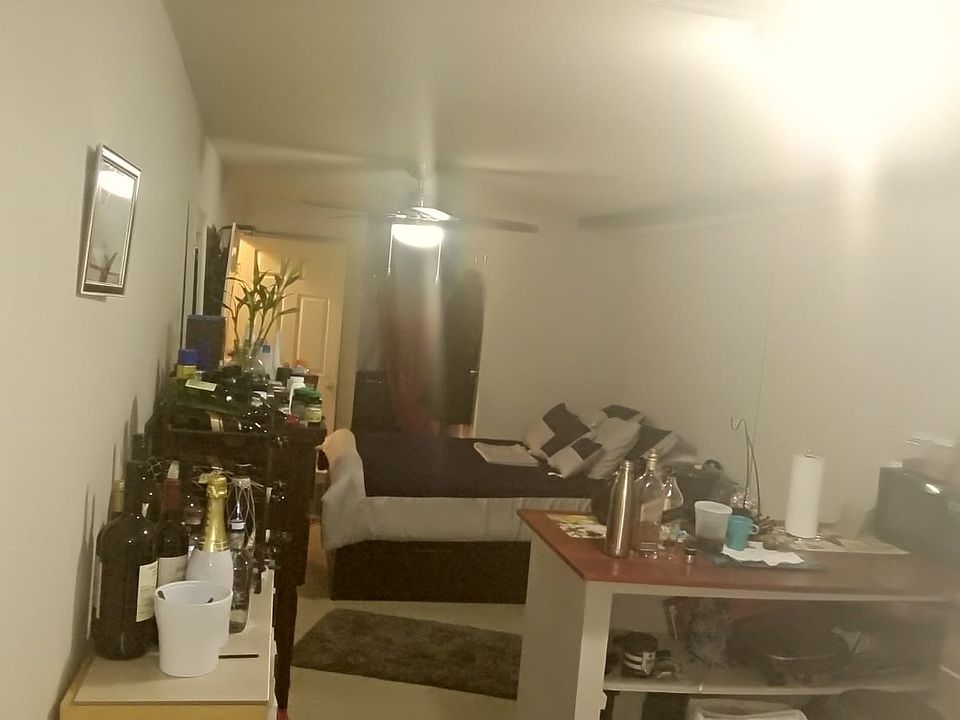 2nd image of 457 Pulaski St