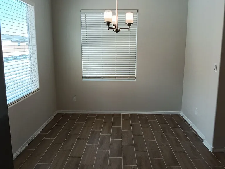 2327 Berkeley Ave — Photo 8