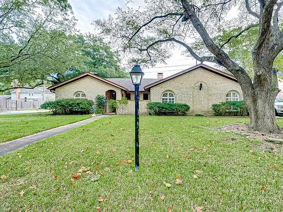 Welcome to 11822 Mill Trail Lane