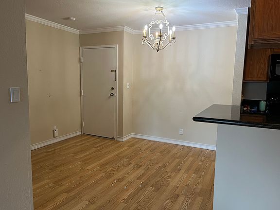 2nd image of 375 Mandarin Dr APT 312
