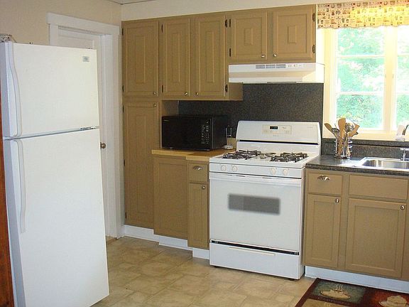 7 x 14 Kitchen 1 