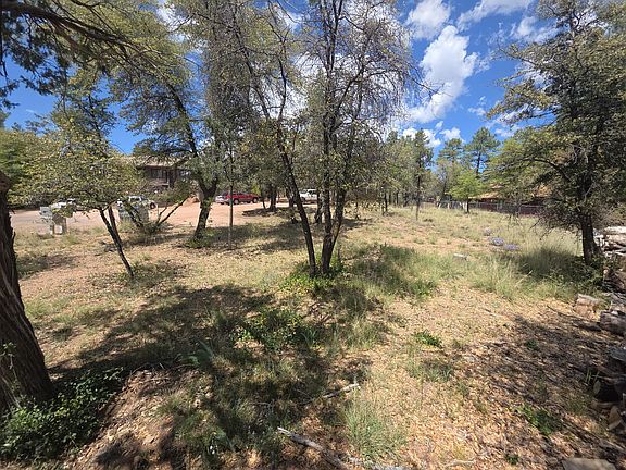 3rd image of 622 N Ponderosa Cir