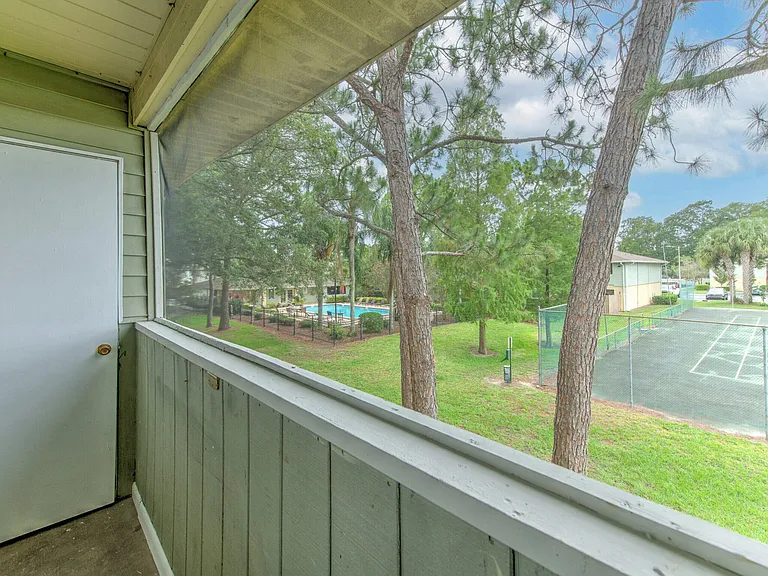 230 Berry Tree Pl — Photo 12