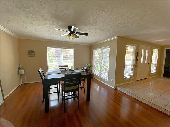 4th image of 15810 Knoll Lake Dr