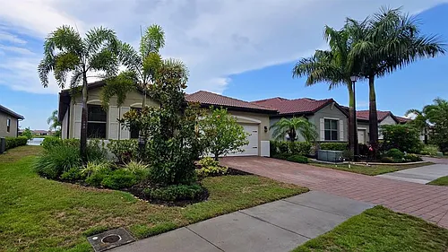 233 Vinadio Blvd Photo 1