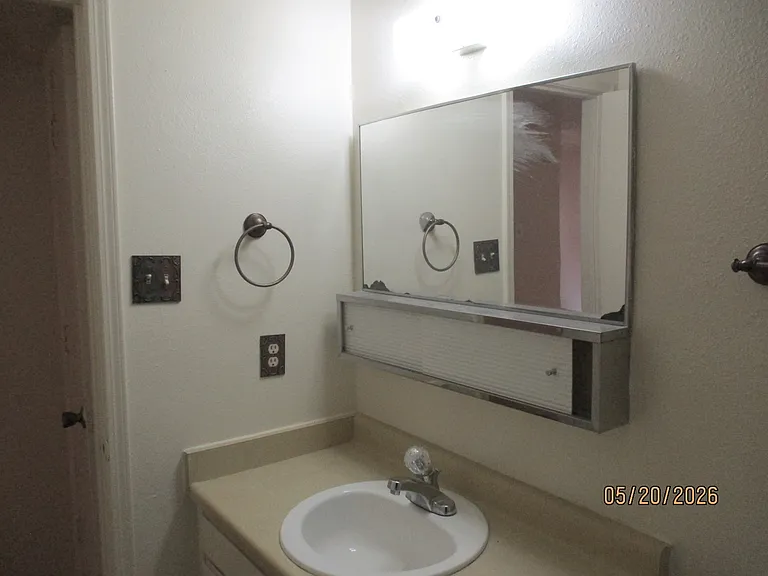1804 Mary Ellen St NE #D — Photo 10
