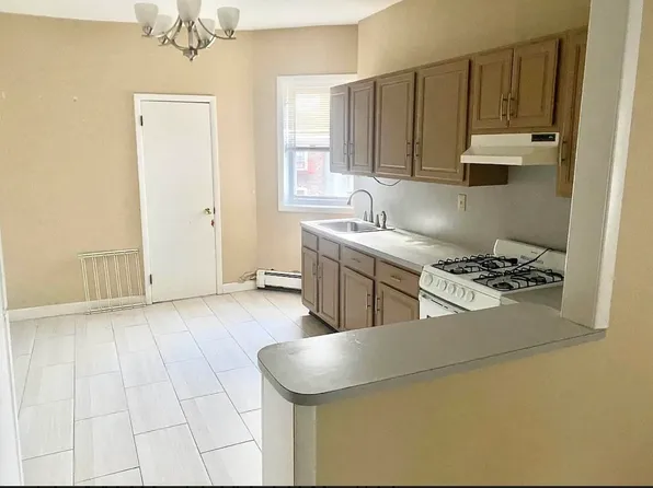 47 Wales Avenue image 1 of 7