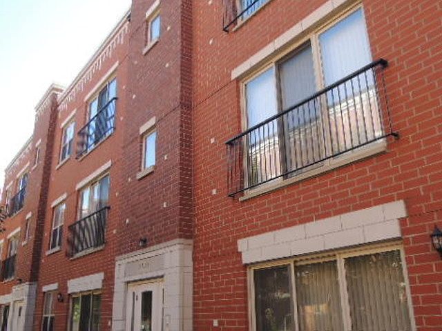 1st image of 347 E 25th Pl #19C