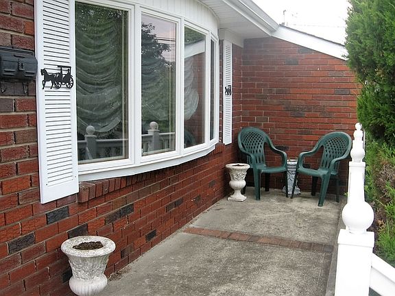 2nd image of 246 Collfield Ave