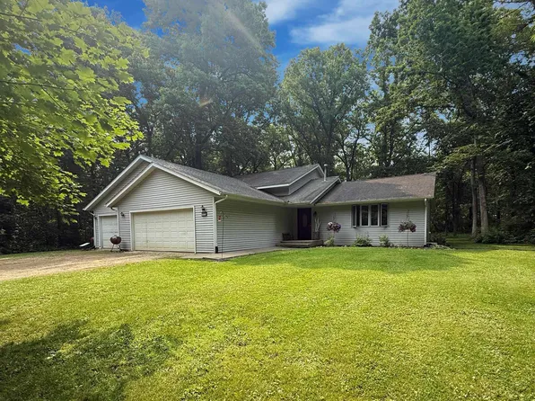 4839 N Wendorf Rd, Monroe Center, IL 61052