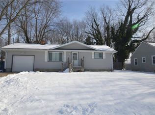 347 Woodbine Ave, Struthers, OH 44471