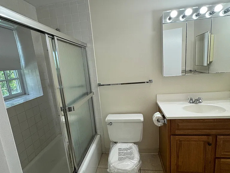 42 Worthen Rd — Photo 12