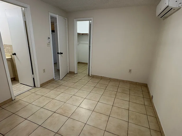 1381 SW 23rd St — Photo 15
