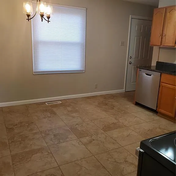 12106 Belaire Pl — Photo 6