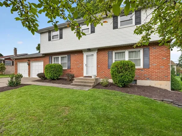 2722 Andrea Dr, Allentown, PA 18103