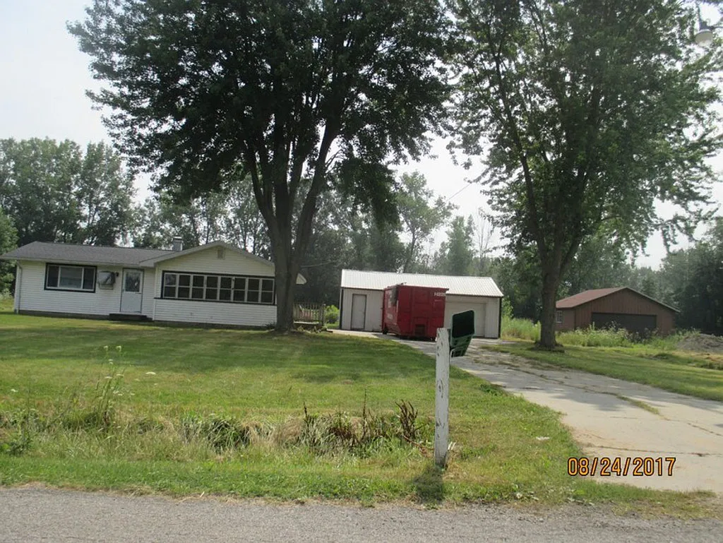 2824 E Wirbel Rd photo 1