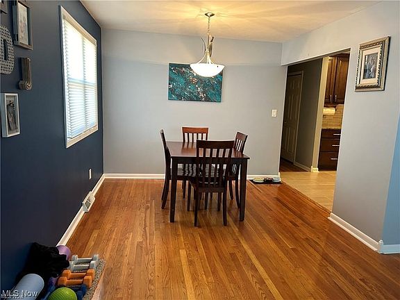 5th image of 6269 Jamestown Dr