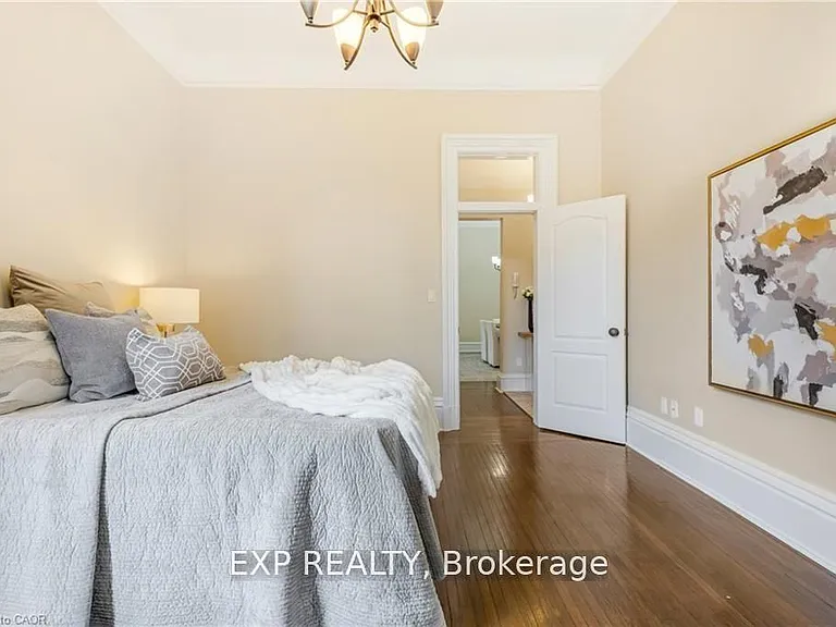 46 Herkimer St #2 — Photo 16