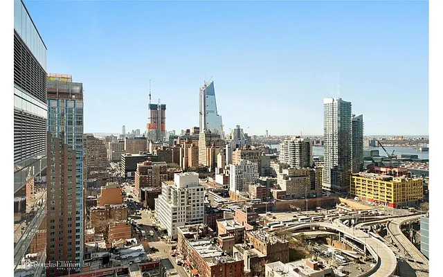 Sold by Douglas Elliman | media 7