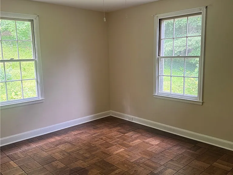 134 High Rd — Photo 9