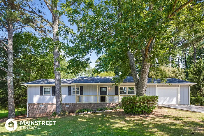 5011 Wycliffe Dr photo 1