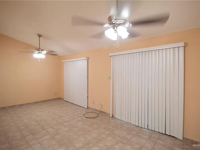 1510 River Bend Dr #6 — Photo 8