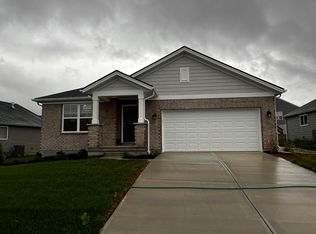 612 Blanda Ct, Walton, KY 41094
