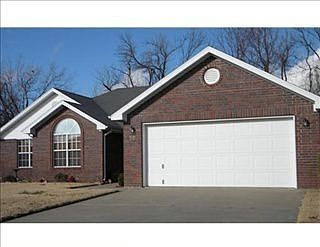 1st image of 50 W Northaven St