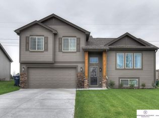 13803 S 42nd Ave, Bellevue, NE 68123