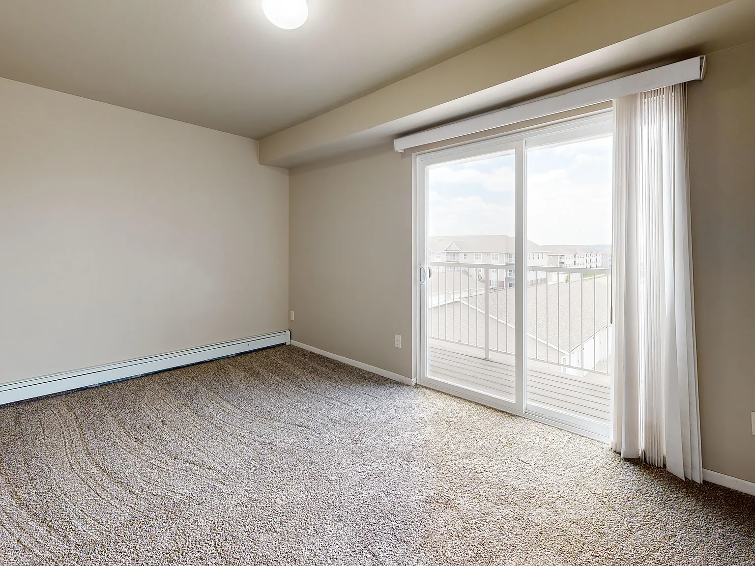 Raven Ridge Apartments — Photo 4