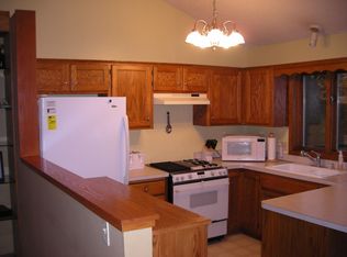 10455 Drake St NW, Coon Rapids, MN 55433