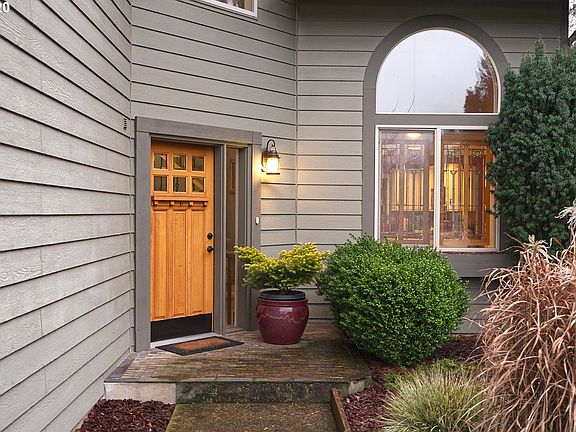 3rd image of 8203 NE 96th St