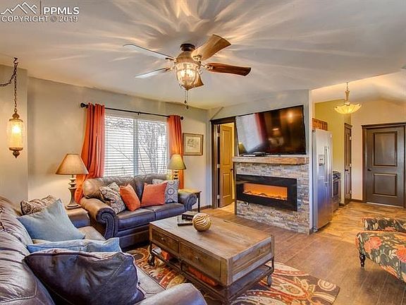 2nd image of 6817 Hotel St