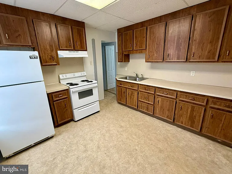 4576 Lemar Rd #2A — Photo 6