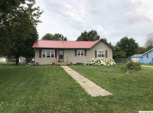 909 N 8th St, Osage, IA 50461