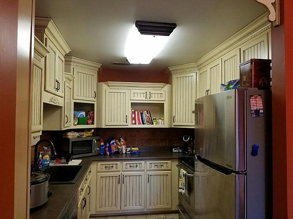 4th image of 105 Twin Oak Dr