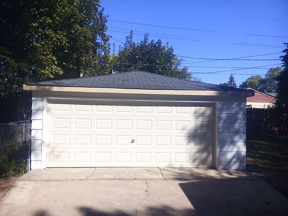 2nd image of 1422 Indian Ln