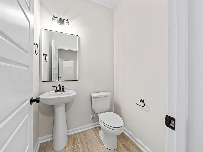 217 Wesson Dr — Photo 17