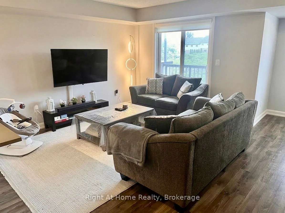 2 bed, $2,300 — Photo 4