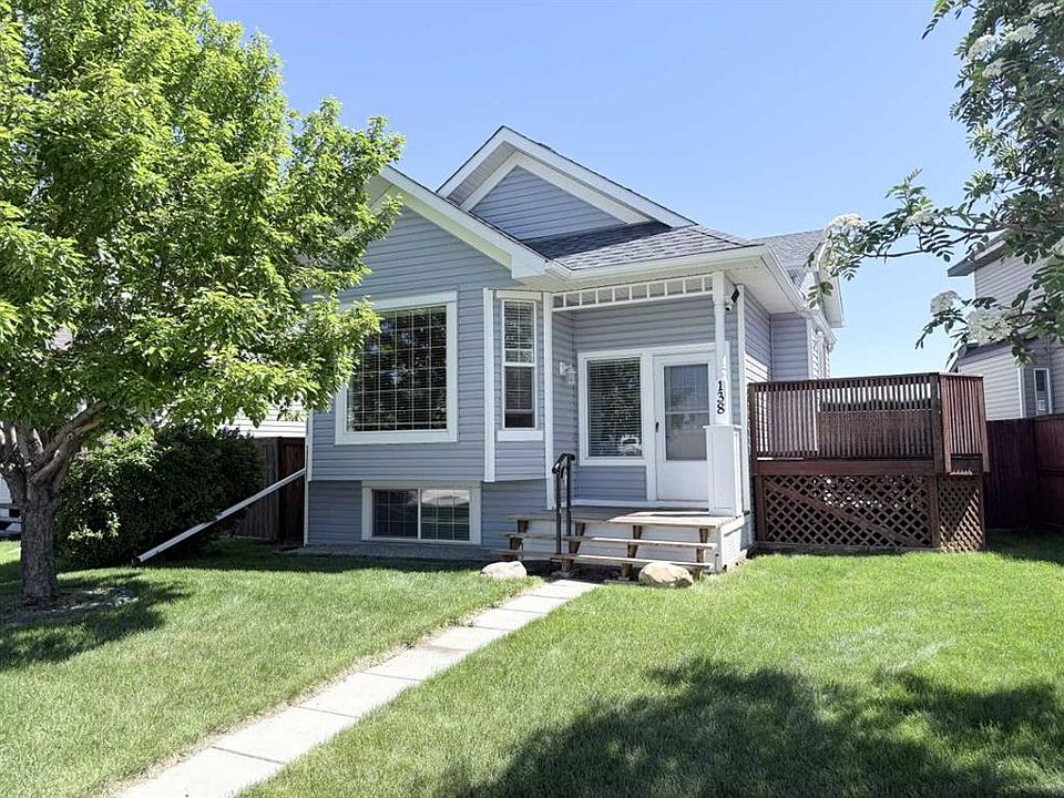 1st image of 138 W Bridleridge Way SW
