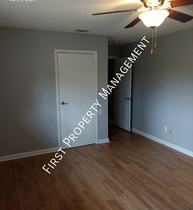 3rd image of 1111 McBrien Rd Unit B