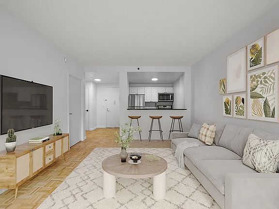 2nd image of 520 W 48th St APT 7L