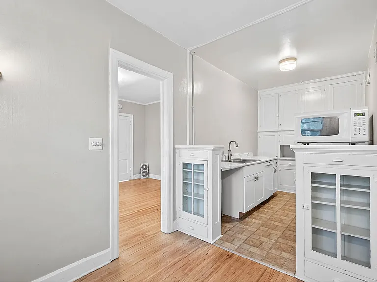 2103 Harriet Ave #203 — Photo 10