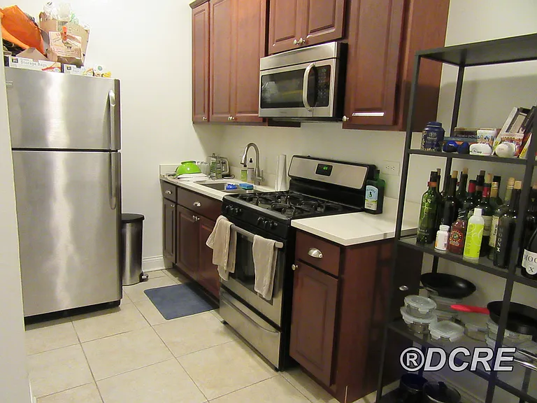 6751 N Sheridan Rd #16 — Photo 8