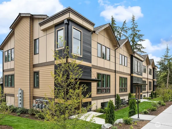7528 215th Street SW #101, Edmonds, WA 98026