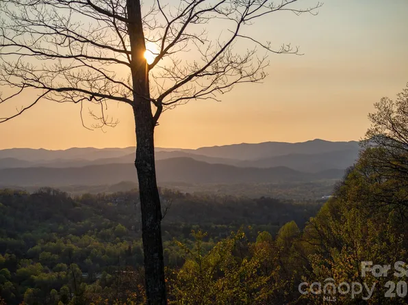 E11 Marble Heights Trl, Hendersonville, NC 28791