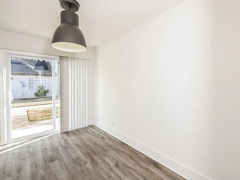 White Oak Townhomes — Photo 19