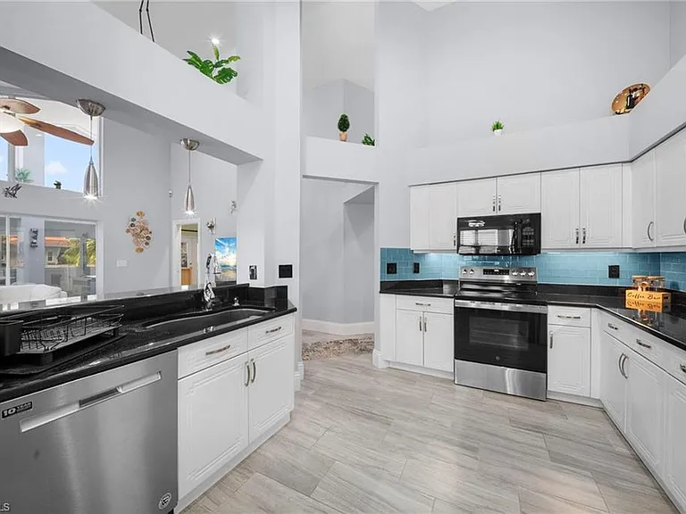 159 Lady Palm Dr — Photo 13