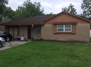 6427 Hollow Oaks Dr, Houston, TX 77050