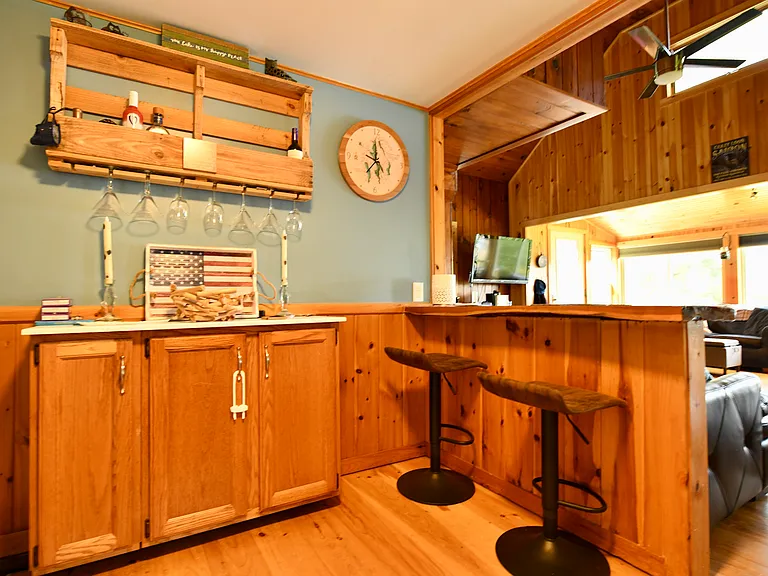 121 Heath Rd — Photo 10